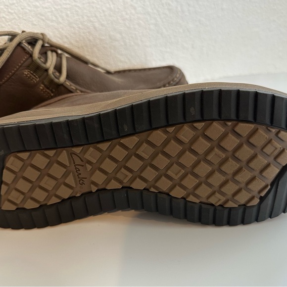 Clarks Brown Boat Shoes with Moc-Toe Stitching - Picture 5 of 5